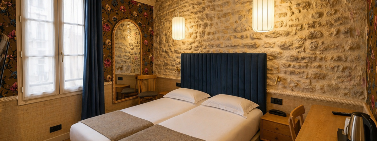 Superior room hotel de notre dame 1